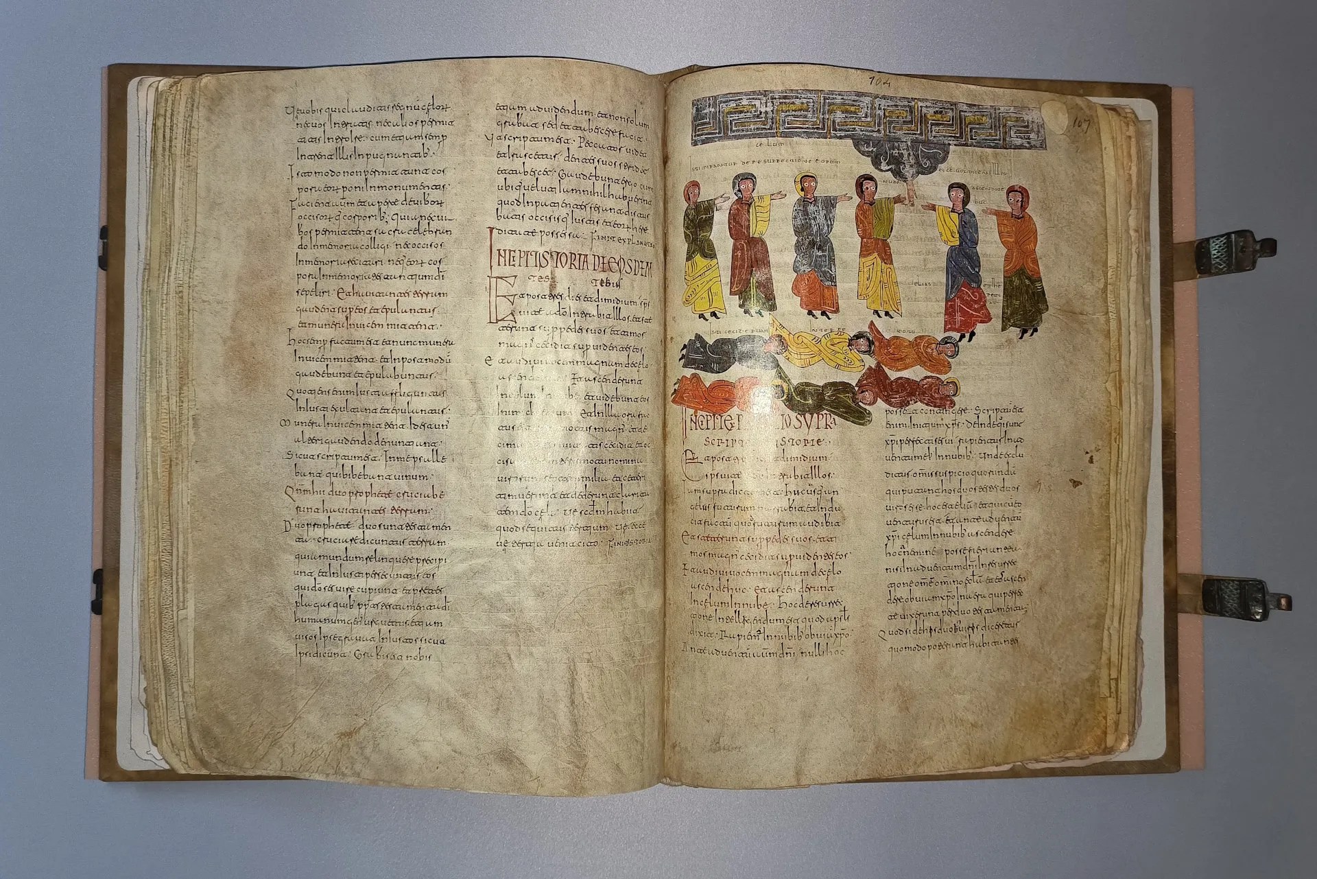 Imagen del facsímil del Beato Emilianense de la Biblioteca Nacional: La ascensión de los testigos, Editorial Siloé