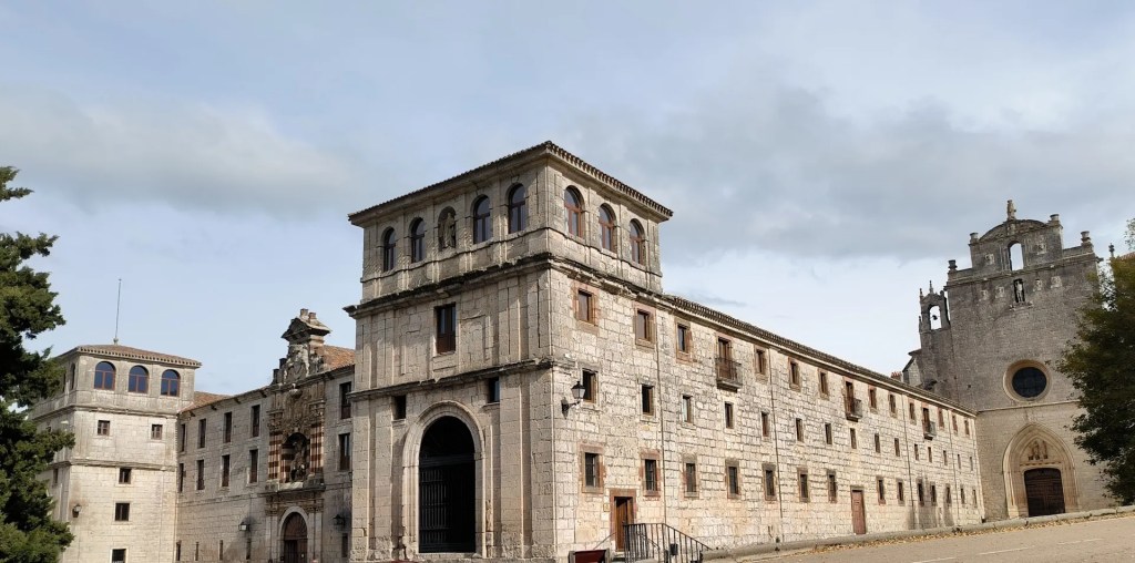 Vista general del Monasterio de San Pedro de Cardeña