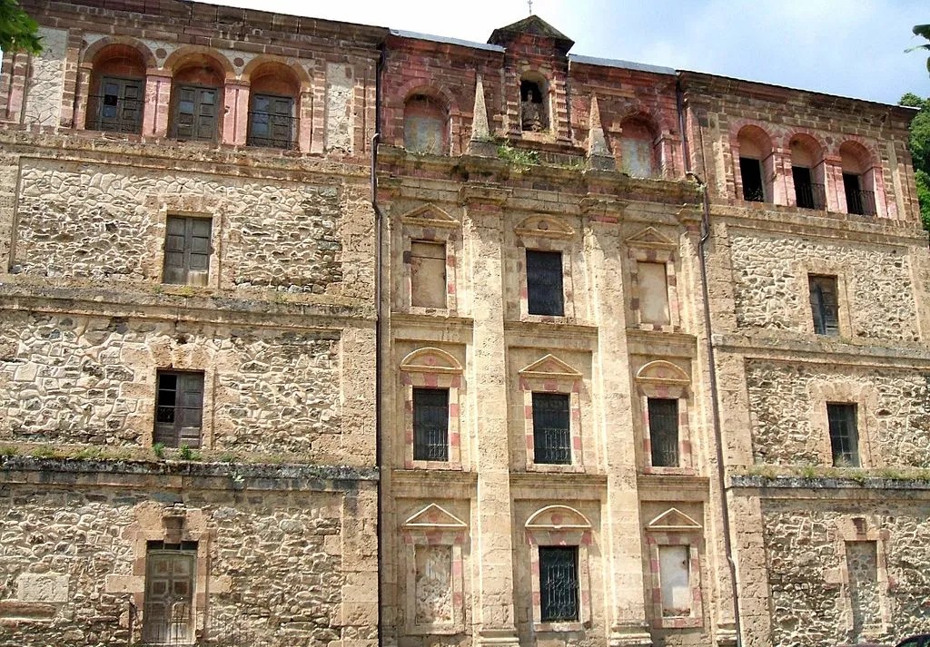 Vista de la zona residencial del Monasterio de Santa María de Valvanera