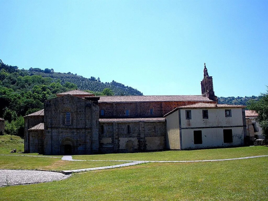 Vista general del Monasterio de Santa María de Valdediós