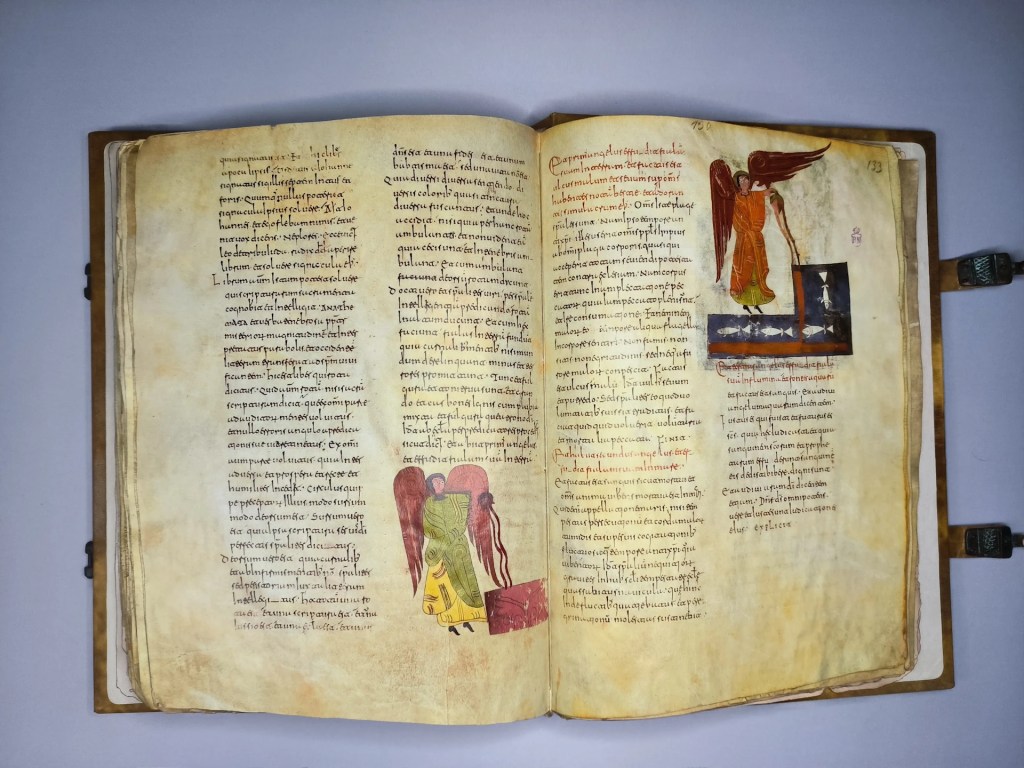 Beato Emilianense de la Biblioteca Nacional: "El primer ángel derrama la copa sobre la tierra" y "El segundo ángel derrama su copa sobre el mar", Editorial Siloé