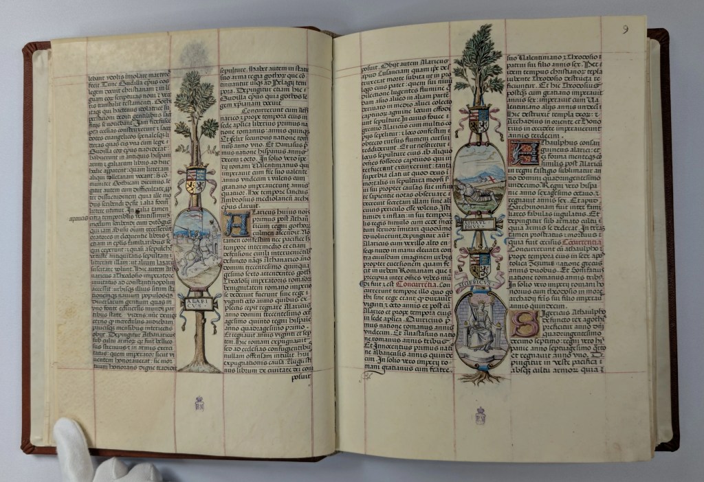 Imagen del facsímil del Libro de la Genealogía de los Reyes de España de Alfonso de Cartagena: Medallones de los Reyes Alarico, Athaulpho y Sigherico, Editorial Scriptorium