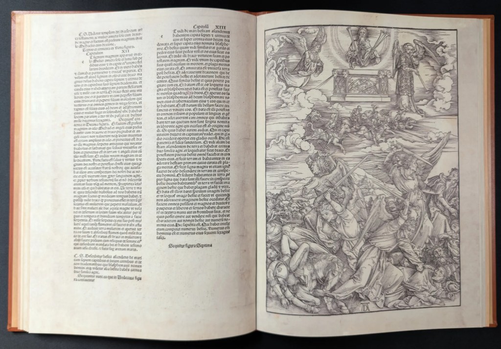 Imagen del facsímil del Apocalipsis de Alberto Durero: Estampa 8, La batalla de los cuatro ángeles o Los ángeles vengadores, Editorial cARTEm