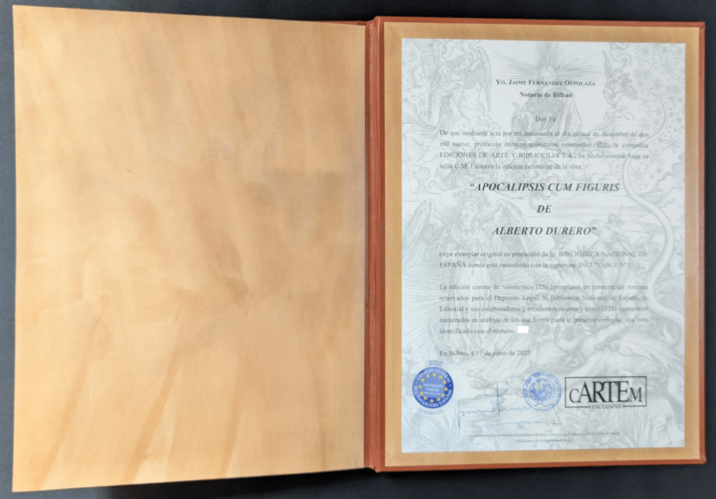 Imagen del facsímil del Apocalipsis de Alberto Durero: Certificado Notarial, Editorial cARTEm