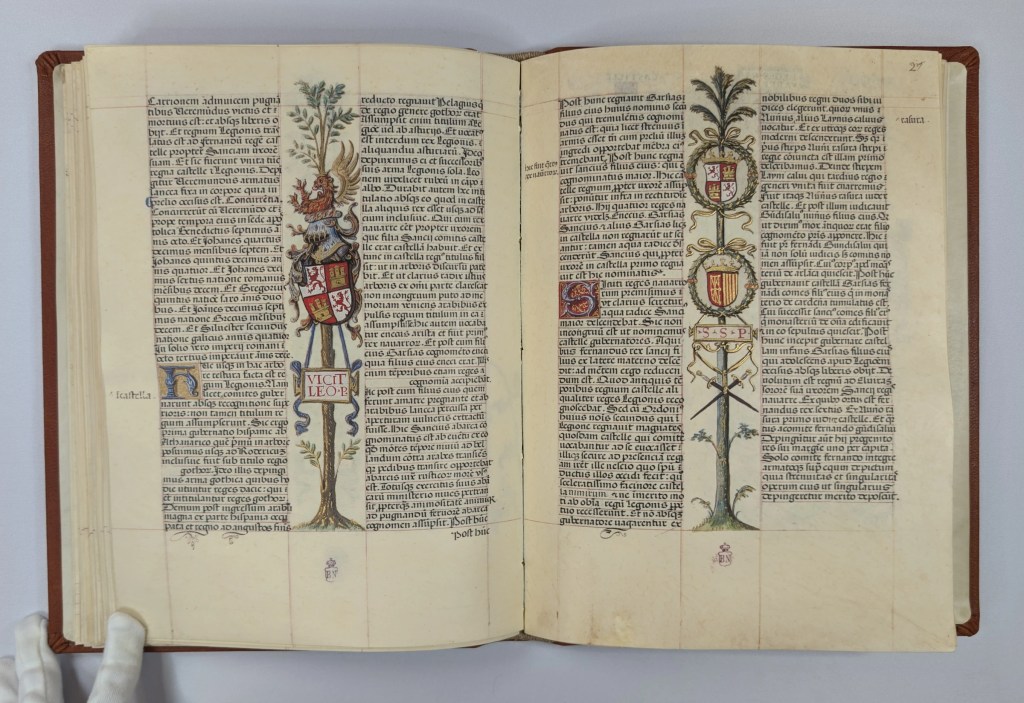 Imagen del facsímil del Libro de la Genealogía de los Reyes de España de Alfonso de Cartagena: Heráldica, Editorial Scriptorium
