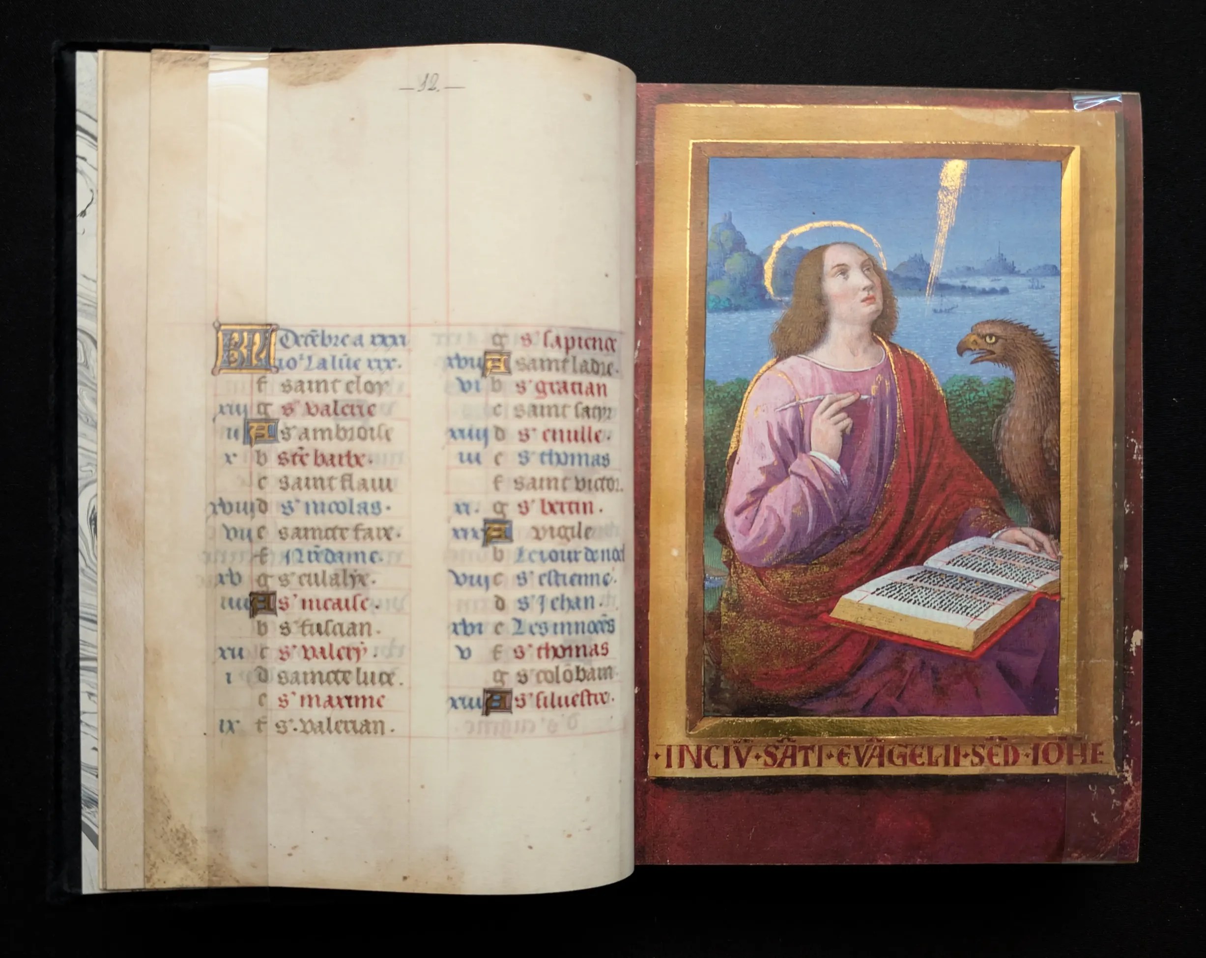 Libro de Horas de Hipólita de Aragón-Sforza, Editorial cARTEm, folio 12v inicio del evangelio, folio 13r evangelista San Juan
