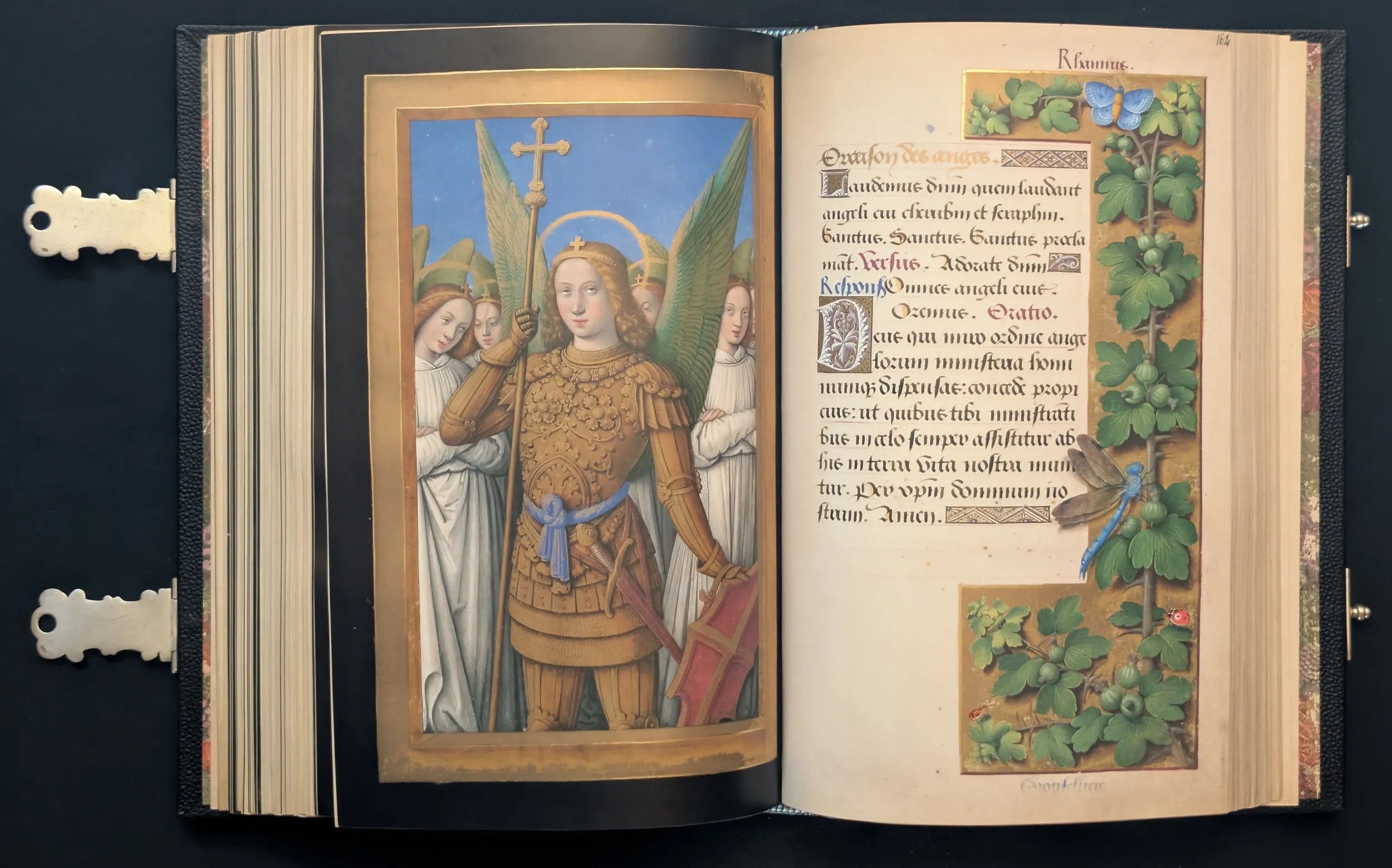 Grandes Horas de Ana de Bretaña, Editorial Moleiro, folio 163v Oración de los ángeles: san Miguel arcángel, 164r Oración de los ángeles