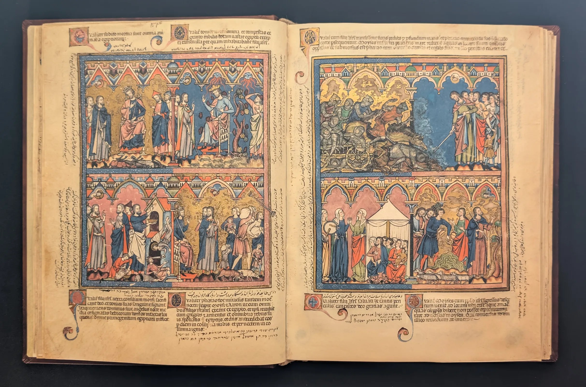 Folio 8v - Las plagas de Egipto II, Folio 9r - Éxodo