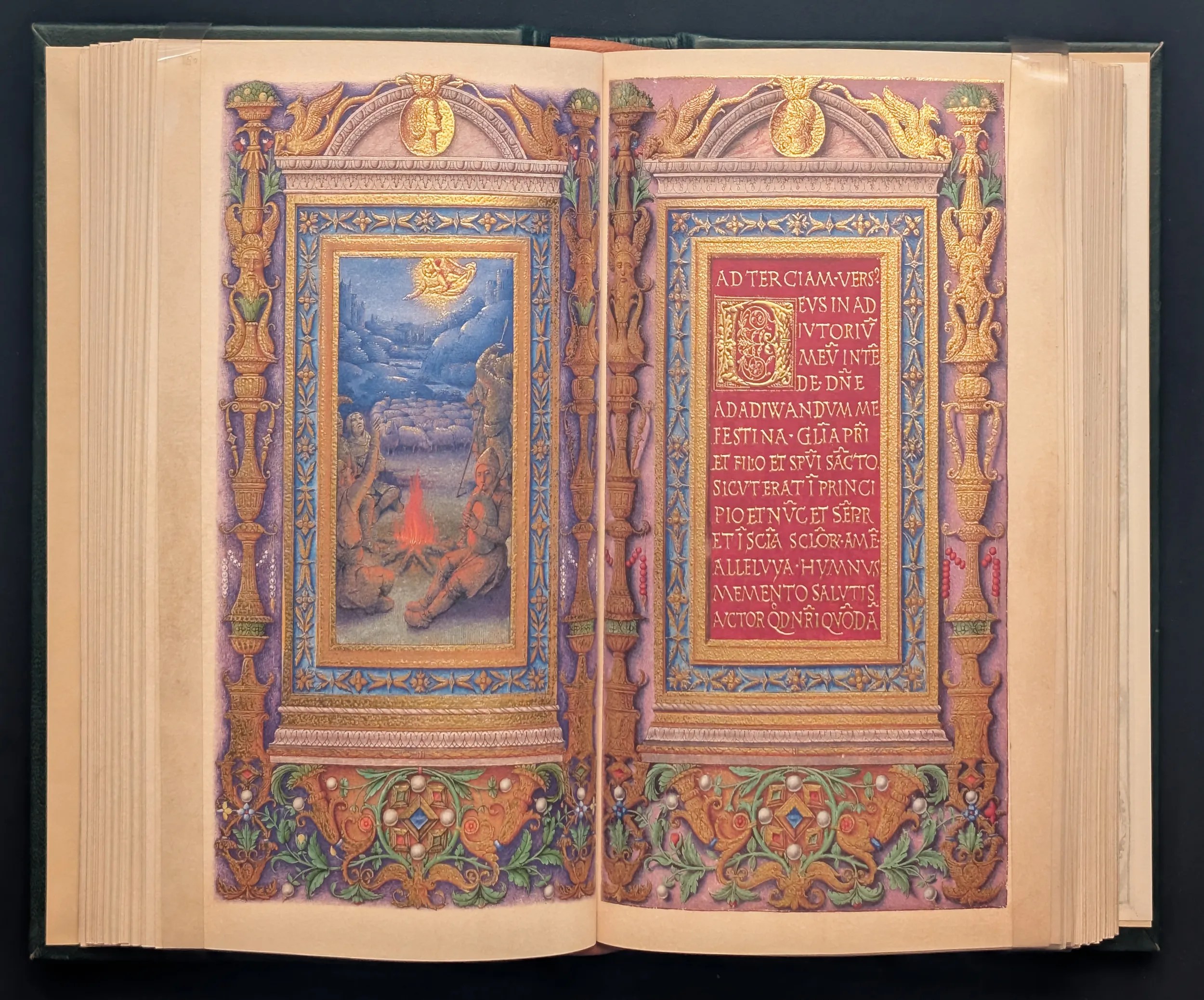 Folios. 140-141. El Anuncio a los pastores, página íncipit decorada