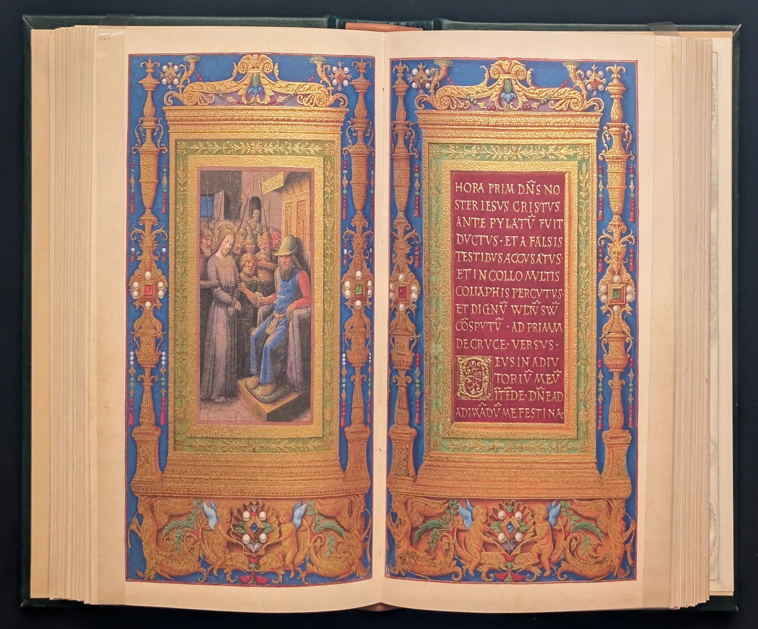 Folios. 182-183. Cristo ante Pilatos. Hora prima Página íncipit decorada