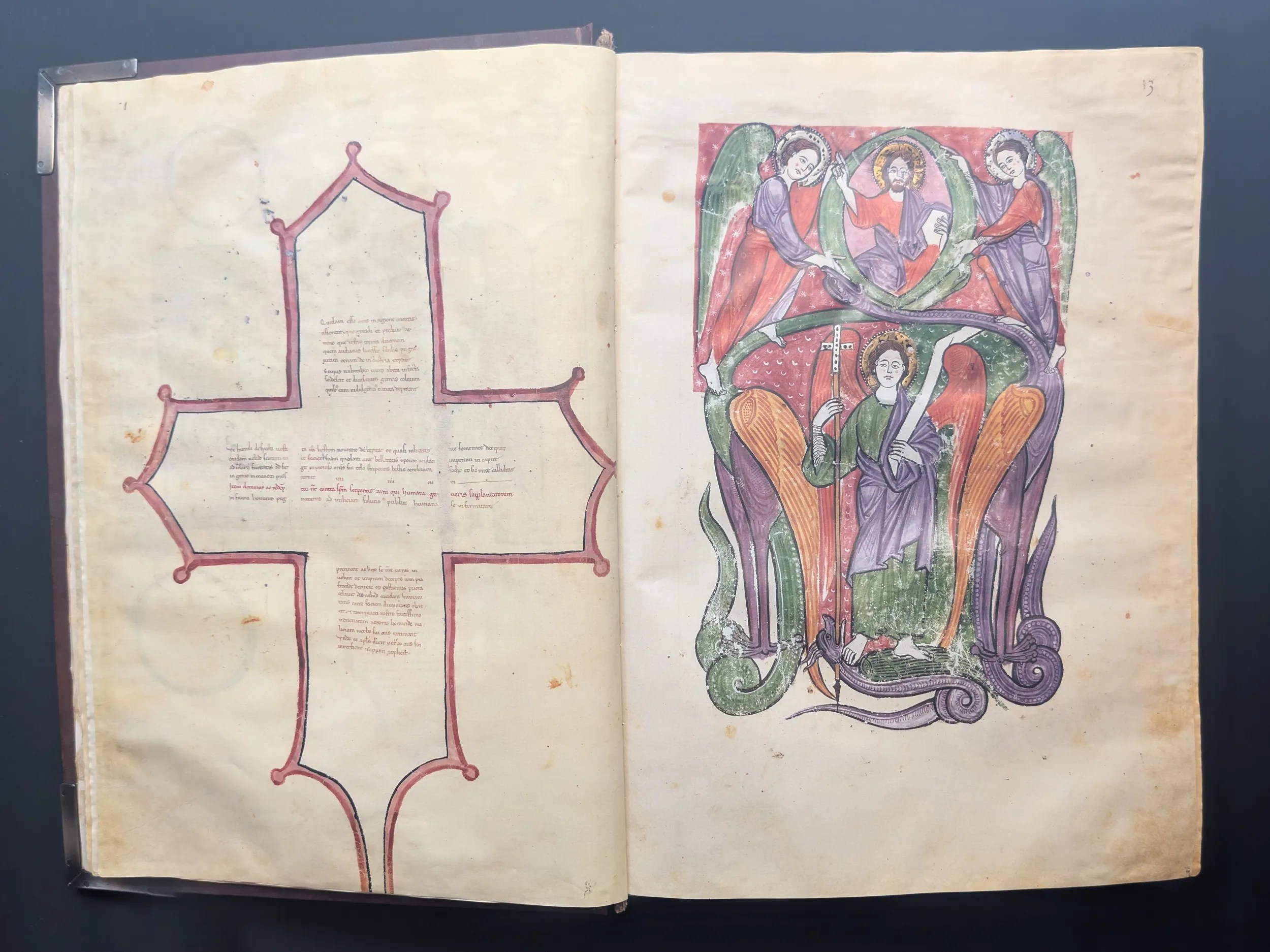 Folio 12v – Texto enmarcado del Pájaro y la Serpiente, Folio 13 – San Miguel matando al dragón con Cristo en Majestad arriba