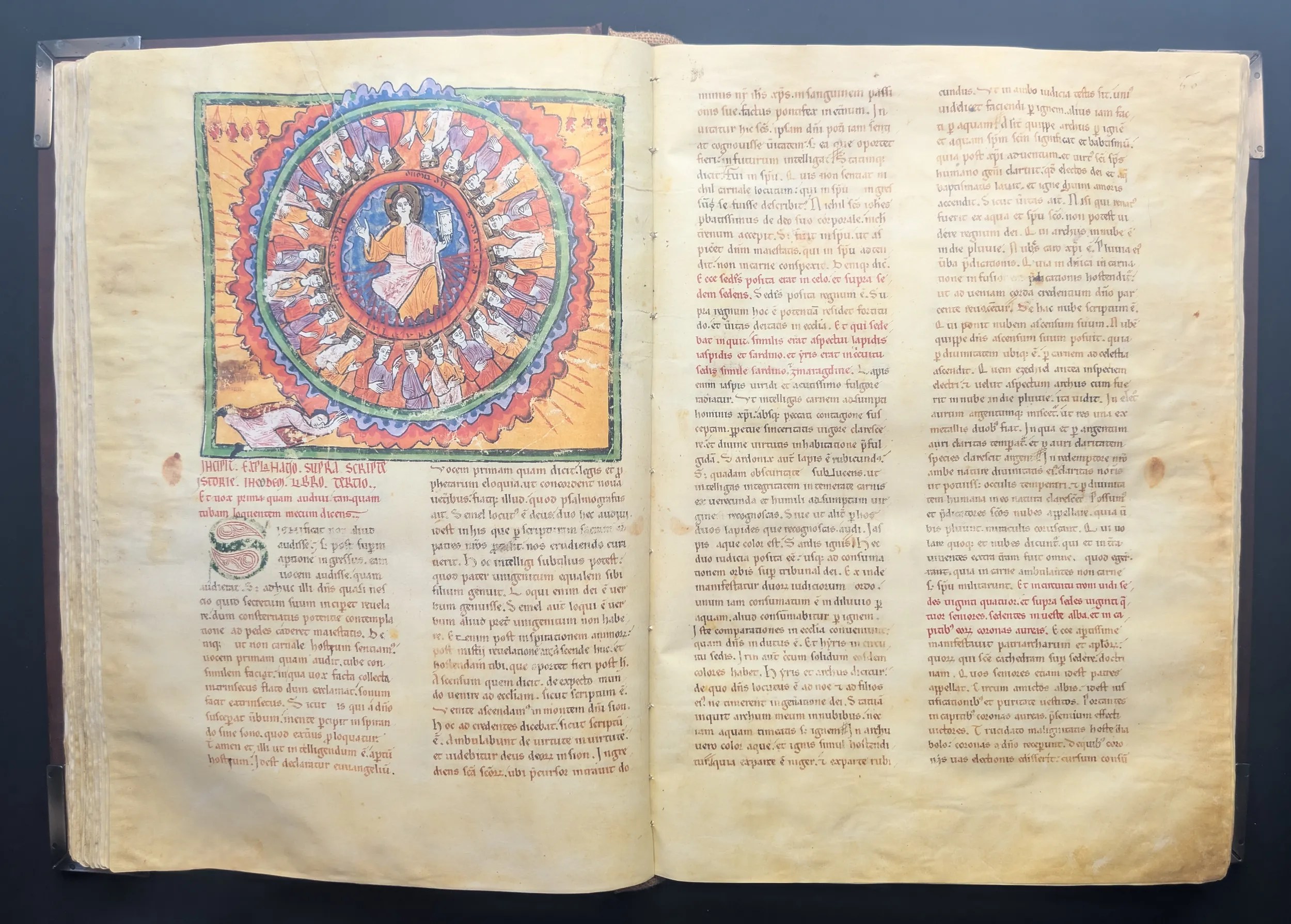 Folio 59v – Visión del Dios Entronizado