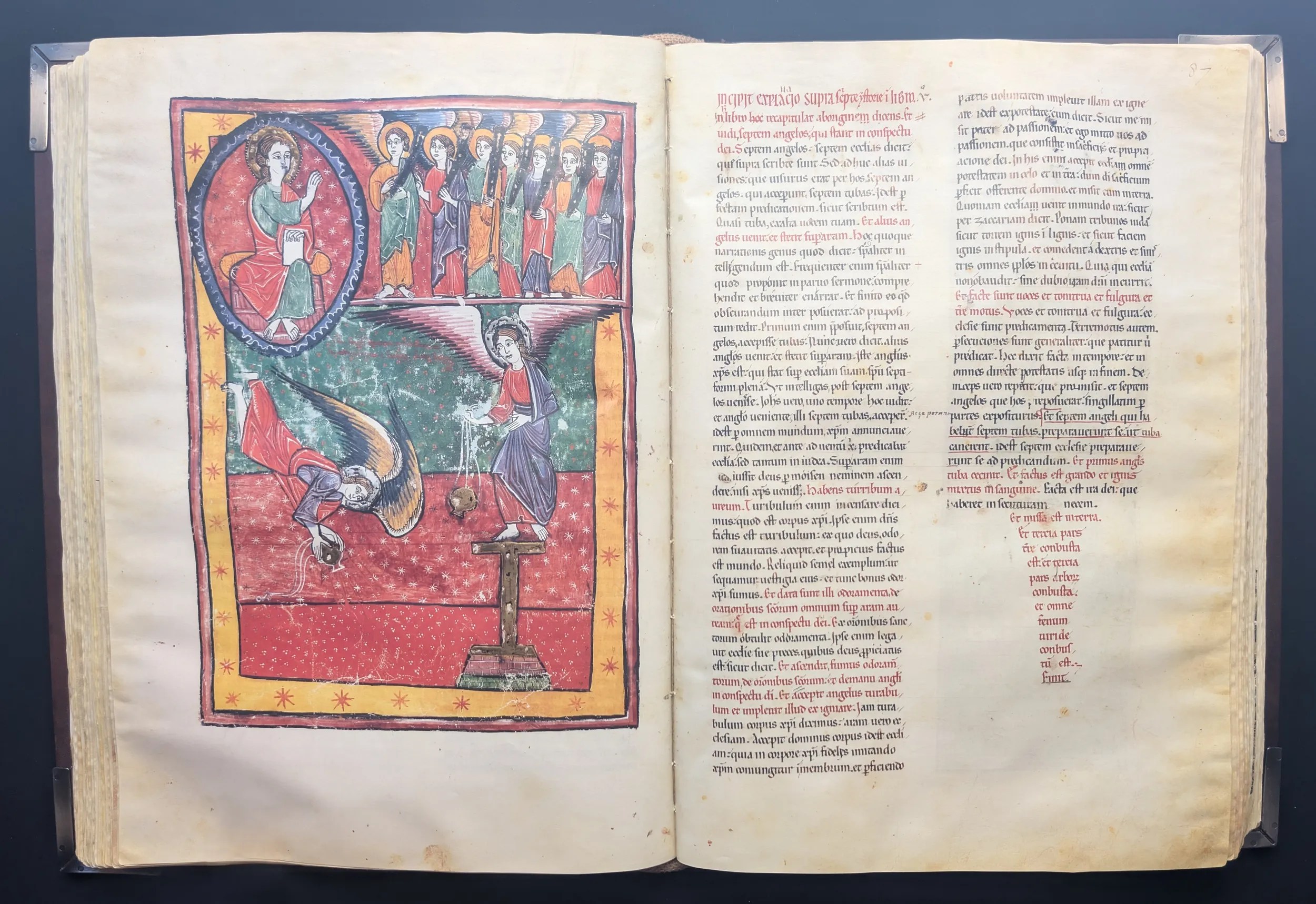 Folio 86v – Los Siete Ángeles con Trompetas